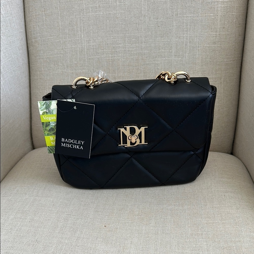 Badgley Mischka Black and Gold Quilted Shoulder Bag
